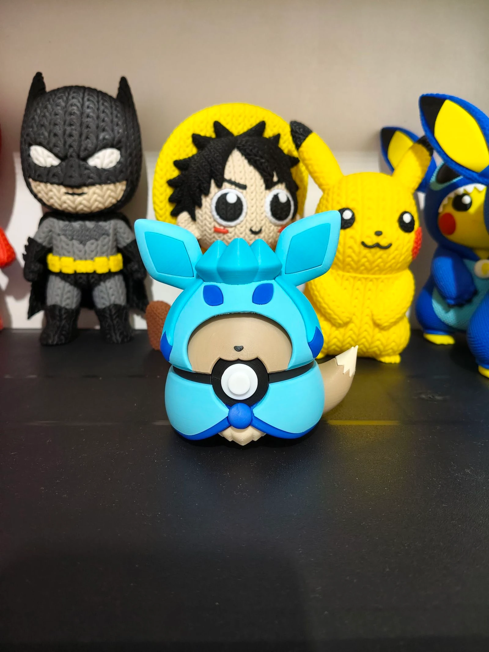 Poncho glaceon Eevee Pokeball Pokemon 